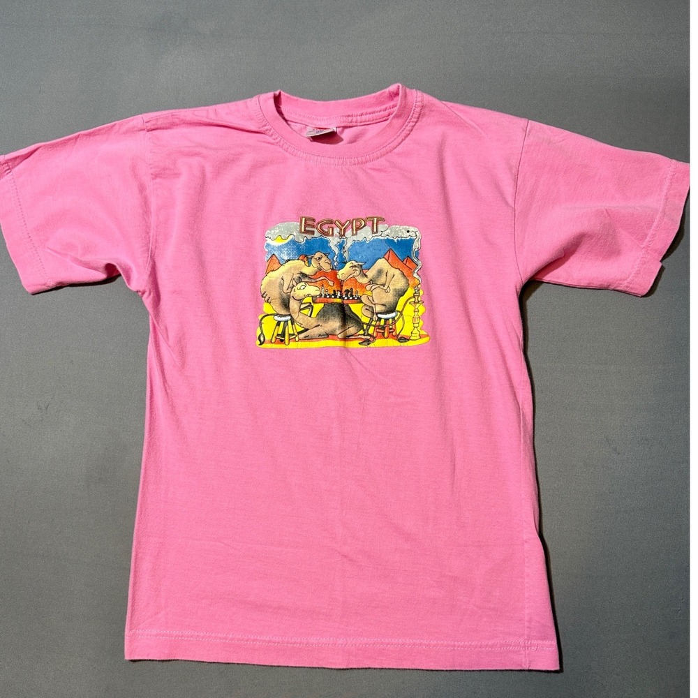Vintage Pink Egypt Camels Chess Graphic T Shirt Women's Small‎